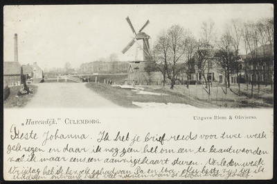 1969 Hoek Havendijk en de Kleine Buitenom met in het midden de in 1795 gebouwde korenstellingmolen de Koornvriend . De ...
