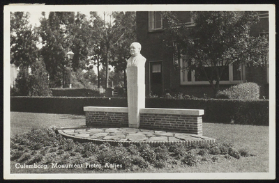 2010 Monument aan de Zandstraat van de dirigent en naamgever van de Harmonie Pieter Aafjes.