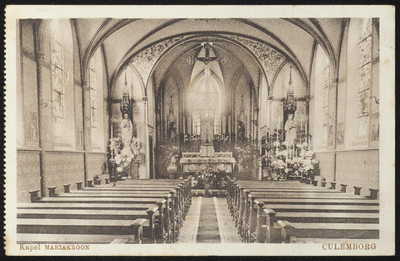 2035 Interieur van de kapel van het rond 1880 aan de Ridderstraat gebouwde meisjes pensionaat 'Mariakroon'. Voor de ...