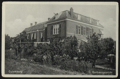 2173 Het RK Barbaragesticht. Een van de twee ziekenhuizen in Culemborg. Het Barbara lag aan de Elisabethdreef. In 1975 ...