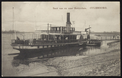 2262 De Kuilenburgse Raderboot van Rederij aan de Lek onderhield een dagelijkse verbinding met Rotterdam.