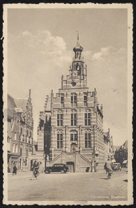 2302 Stadhuis in laatgotische stijl gebouwd in 1539 naar ontwerp van Rombout Keldermans.