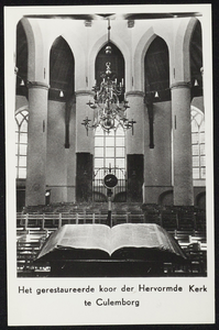 2536 Interieur van de Grote of Barbarakerk. Foto vanaf de preekstoel.
