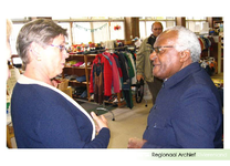 156 Anglicaanse aartsbisschop Tutu bezoekt Culemborg. Tutu is in Nederland voor een conferentie over ...