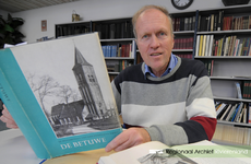 Portretfoto van Peter Schipper, conservator van het Flipje- en Streekmuseum in Tiel