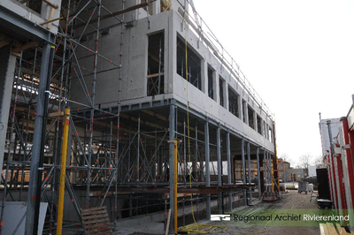 297 Fotoreportage van de bouwwerkzaamheden van het nieuwe Archiefgebouw/kantoor SCW Tiel. Het nieuwe pand, met ...