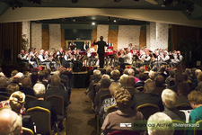 917 Jubileumconcert van het regionaal senioren orkest 'Luctor et Emergo' uit Ingen. Het orkest bestaat dit jaar 25 jaar