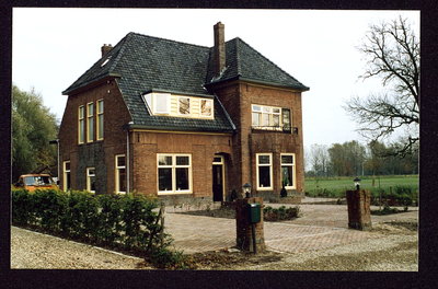 374 Van Dam van Isseltweg. Huize Sonnewende .
