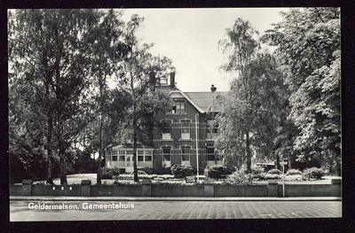 450 Villa 'Bottenstein' Gebouwd omstreeks 1900 door G .Murman, Van 1947 tot 1984 was hier het gemeentehuis gevestigd.