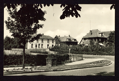 473 Van Dam van Isseltweg Hoek Herman Kuijkstraat-Kerkstraat. Het huis links is van de familie Floor en rechts de ...