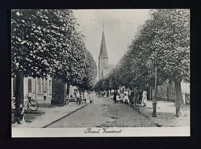 3063 Beesd - Voorstraat Dorpspomp en RK kerk