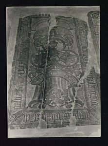 3115 Rhenoy - NH kerk Grafzerk in koor uit 1562 van een 'geestelijke ' van aanzienlijke familie. -Bron: Ned. ...