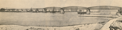 175 Begin bouw verkeersbrug, zicht op spoorbrug