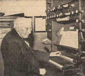 196 75-jarig jubileum organist Güppertz