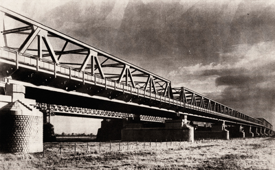 214 Verkeersbrug, landhoofd Waardenburgse zijde
