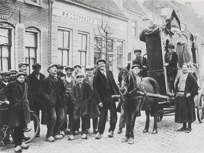 737 Draaiorgel. Cooperatie Ons voordeel .