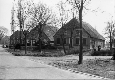 9-15068 Het eerste pand rechts is Ridderstraat 9, gevolgd door Ridderstraat 7 en Ridderstraat 5