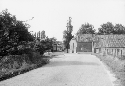 14-15020 Zicht op kruising rechts Steigerboom en links Nieuwstraat.