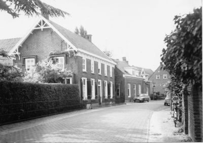 14-15022 Zicht richting Den Bol met links woning van familie Van Heeswijk.