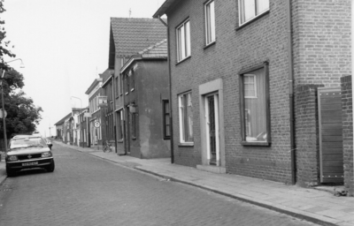 14-15044 Zicht vanaf Mgr. Zwijsenplein richting Maasbandijk.