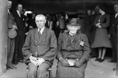 14-17006 Huwelijk Franciscus Gijsbertus Verhoeven - Christina Maria Elisabeth Akkermans, familie-, groepsfoto