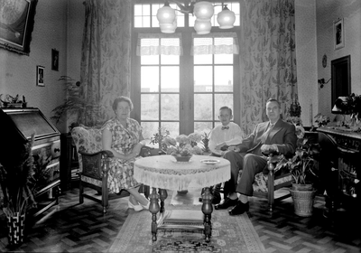 1100195 Bruiloft 12½ jarig jubileum familie Verlouw - Rabou, Voorstraat 24