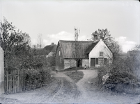 3-276 Boerenhuisje achter de dijk