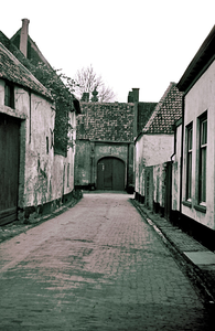 22-9142 Minnebroederstraat nabij het Nutsgebouw