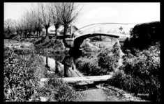 2-346 Brug over wetering in het Kerkpad