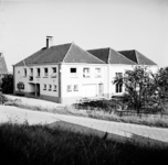 9-512 Dorpshuis, voormalige openbare lagere school