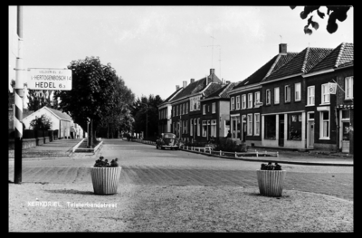 14-1849 Straatgezicht, kruising Teisterbantstraat - Mgr. Zwijsenplein