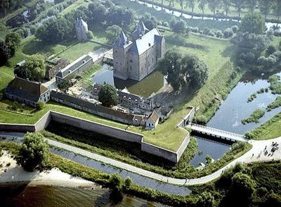 18-181 Kasteel Loevestein