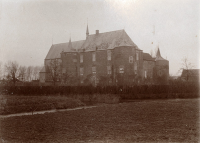 4-1605 Kasteel Ammersoyen, Clarissenklooster