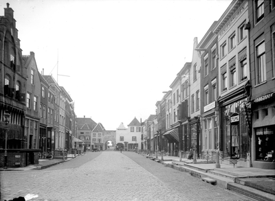 22-9548 Straatgezicht richting Waterpoort