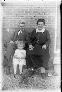 22-9559 Portret onbekende familie