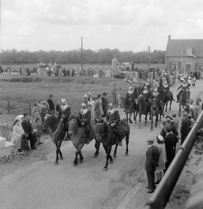 5000030_16 Openlucht mis en volksspel over pater Johannes Ooms, ter gelegenheid van 300 jaar franciscaanse zielzorg in ...