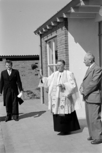 14-2099 Wijding en officiële ingebruikname katholieke landbouwschool en overdracht aan de N.C.B.