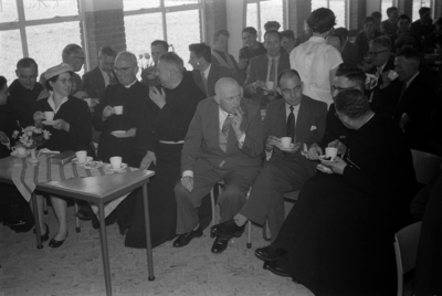 14-2109 Wijding en officiële ingebruikname katholieke landbouwschool en overdracht aan de N.C.B.