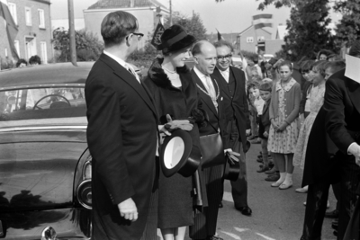 14-1956 Installatie burgemeester J.M. Bonnike