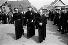 4-1922 Eerste Heilige mis pater Van Hemert