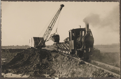 01_004_L_02 Laatste stoomlocomotief van het merk Henschel op steenfabriek De Rietschoof