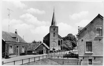 19-10075 Dijkgezicht met hervormde kerk