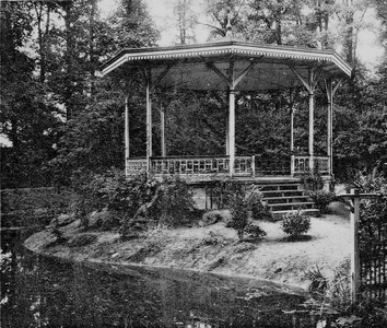 22-10058 Muziektent op de stadswallen