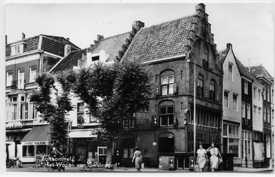 22-10166 Wapen van Gelderland, op de hoek Markt en Waterstraat