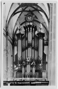 22-10387 Interieur Sint Maartenskerk met orgel