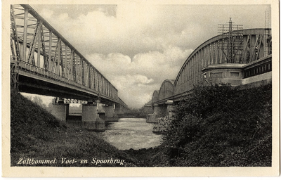 22-10724 Verkeers- en spoorbrug, met bunker en zendmast