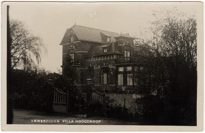 4-10155 Villa Hoogenhof